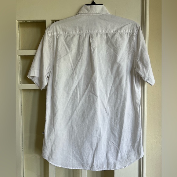 No Nationality White Casual Button Down Shirt - Picture 3 of 5